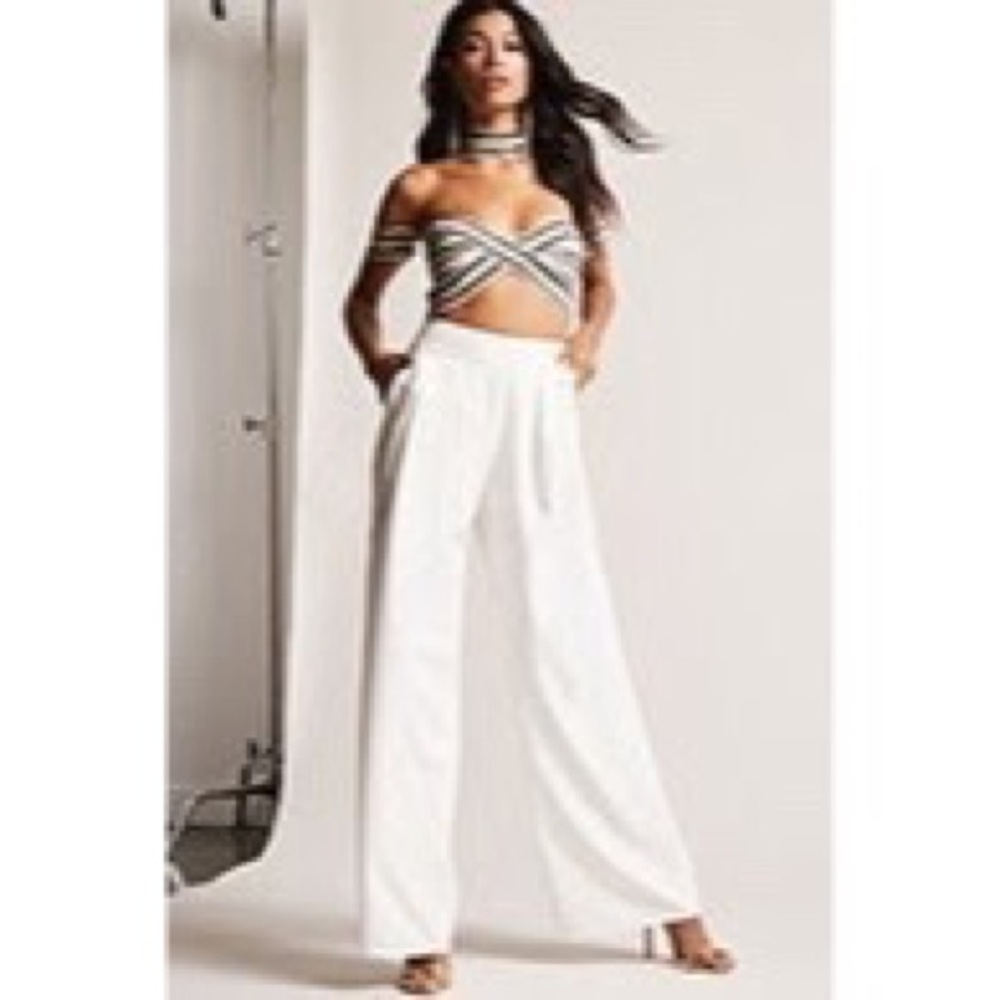 L'ATISTE Multicolor Striped Crop Top